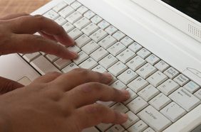 العمل عن طريق الانترنت