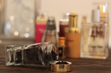 فروع الماجد للعود بالرياض