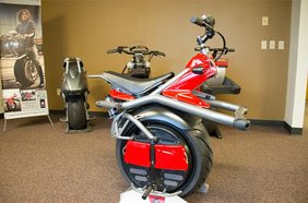 مواصفات الدراجة النارية رينو