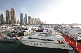 معرض دبي العالمي للقوارب 2015