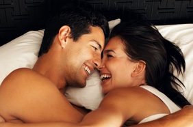 كيف يبلغ الرجل النشوة الجنسية