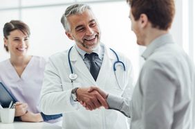 عملية شد البطن