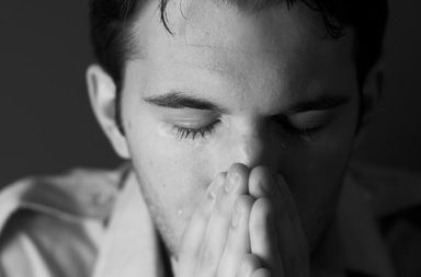 ابرز علامات وعوارض الإصابة بالايدز