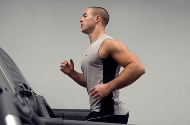 المشي لمدة ساعة كم يحرق