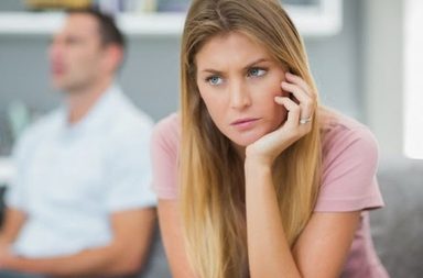 اضرار عدم التعبير عن الحب للزوجة