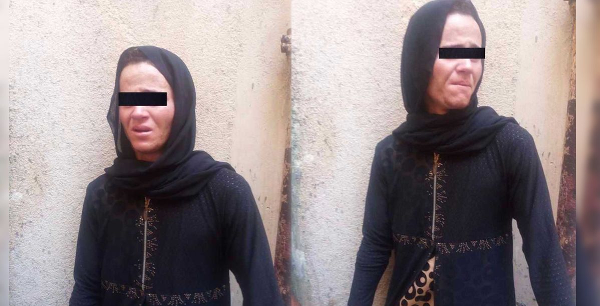 شاب مصري يتنكر بزي امرأة