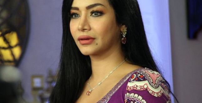 بماذا فضحها