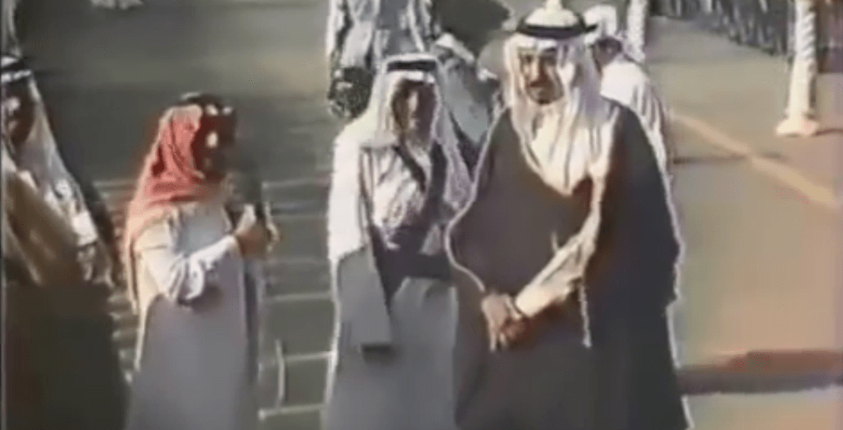 صورة من لقاء قديم للملك سلمان اثناء استقبال الملك خالد