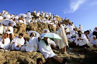 الحجاج في استراحة