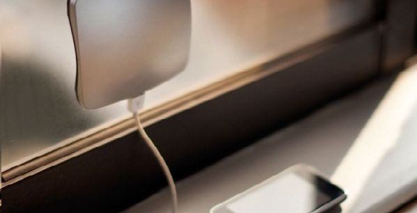كيف تشحن هاتفك بالطاقة الشمسية؟