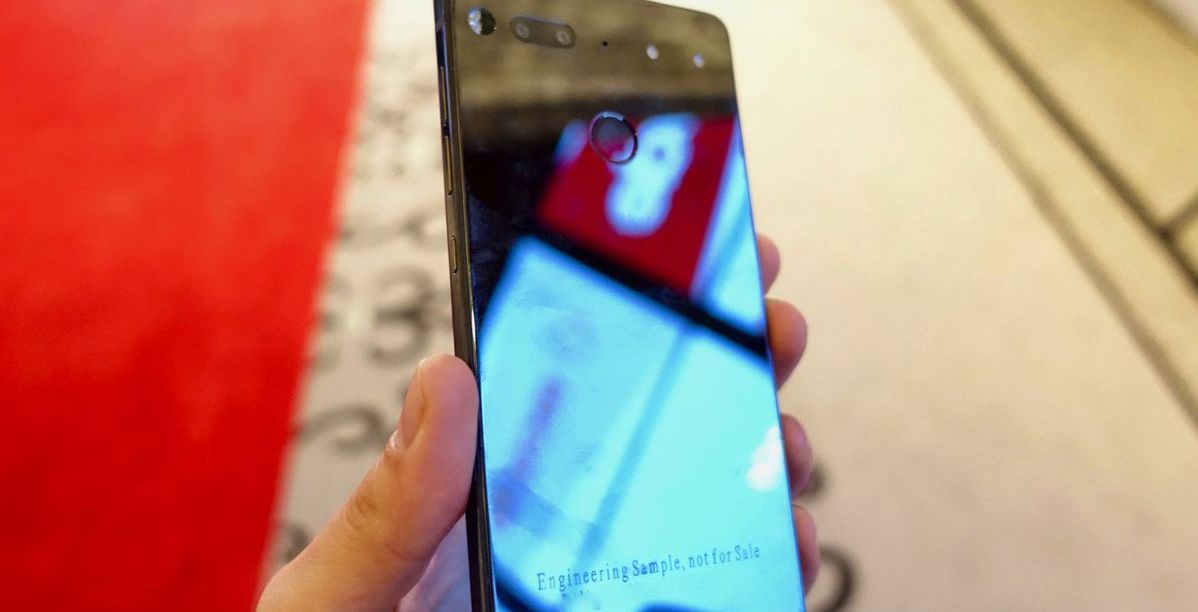 مواصفات جوال Essential PH-1 