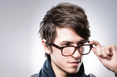 طريقة تنعيم الشعر للرجال