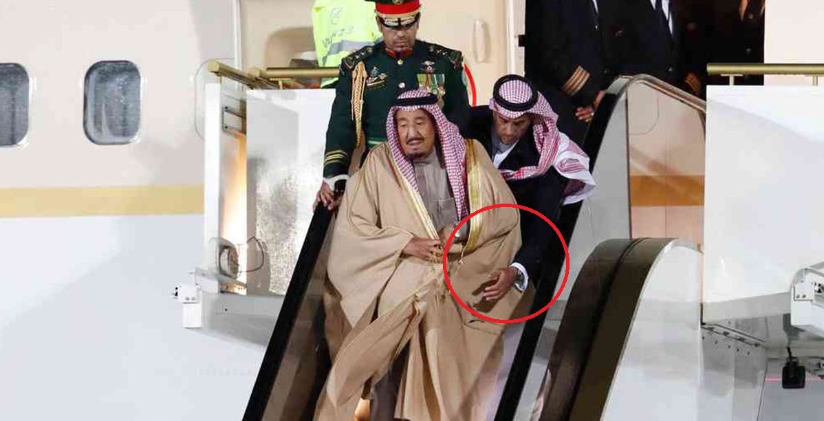 ذماذا فعل حارسه؟