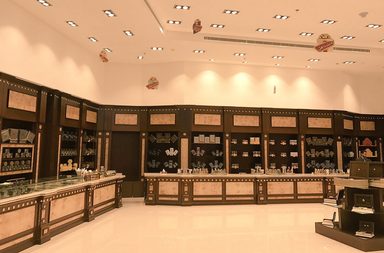 فروع الماجد للعود