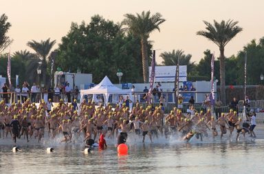 مهرجان السباحة في أبو ظبي 2015