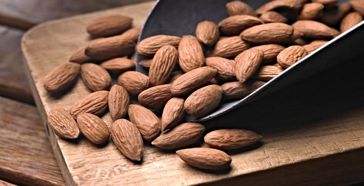 السعرات الحرارية في اللوز