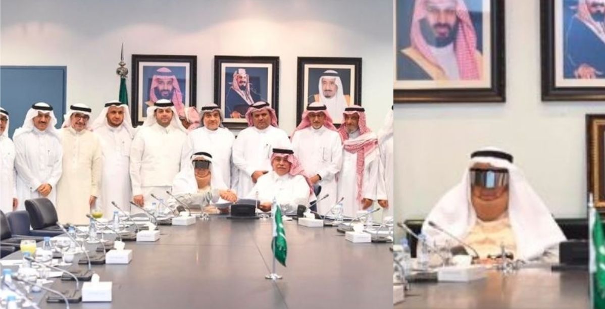 صالح كامل في الإجتماع