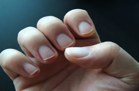 كيف اعتني باظافري