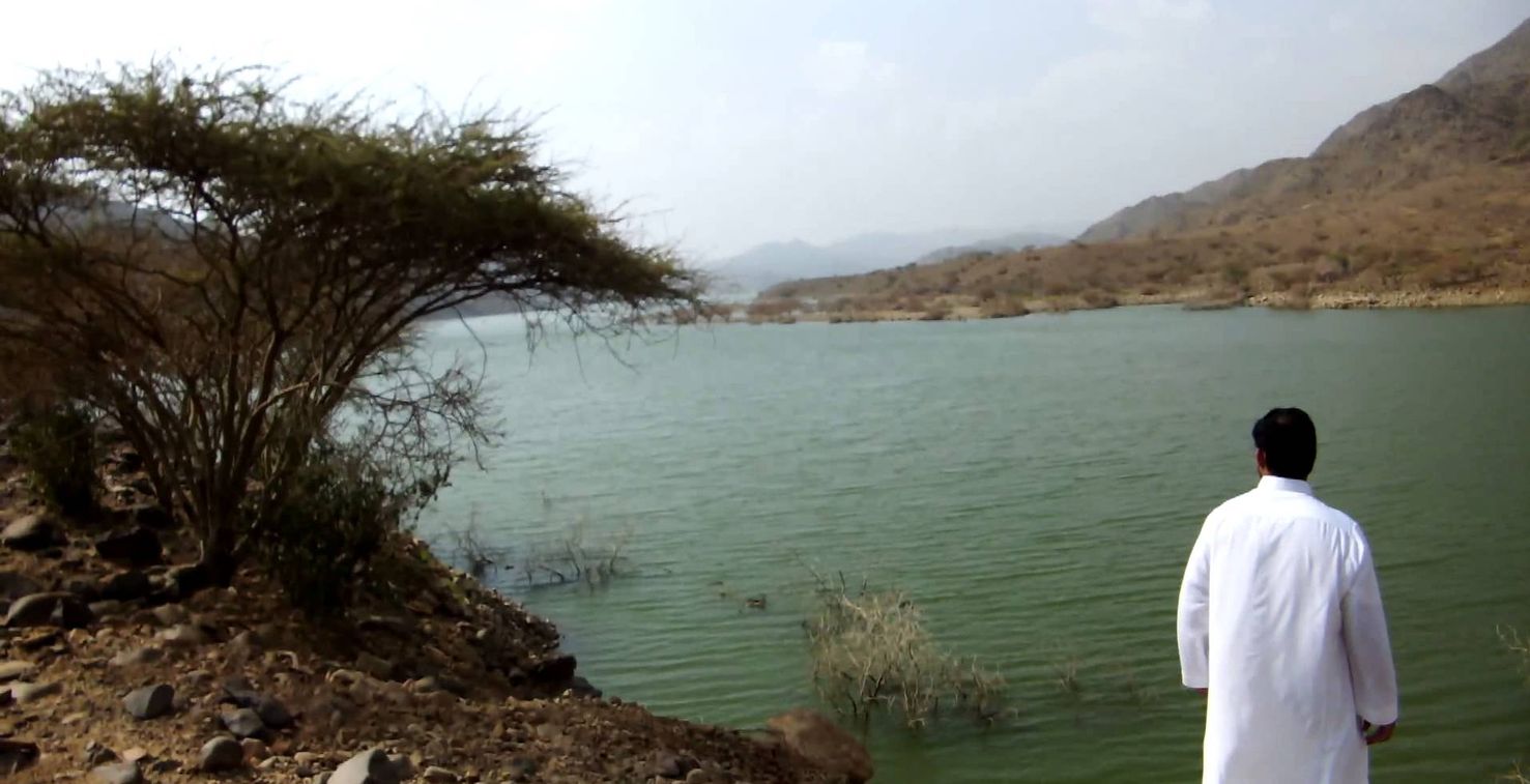 بحيرة في جازان