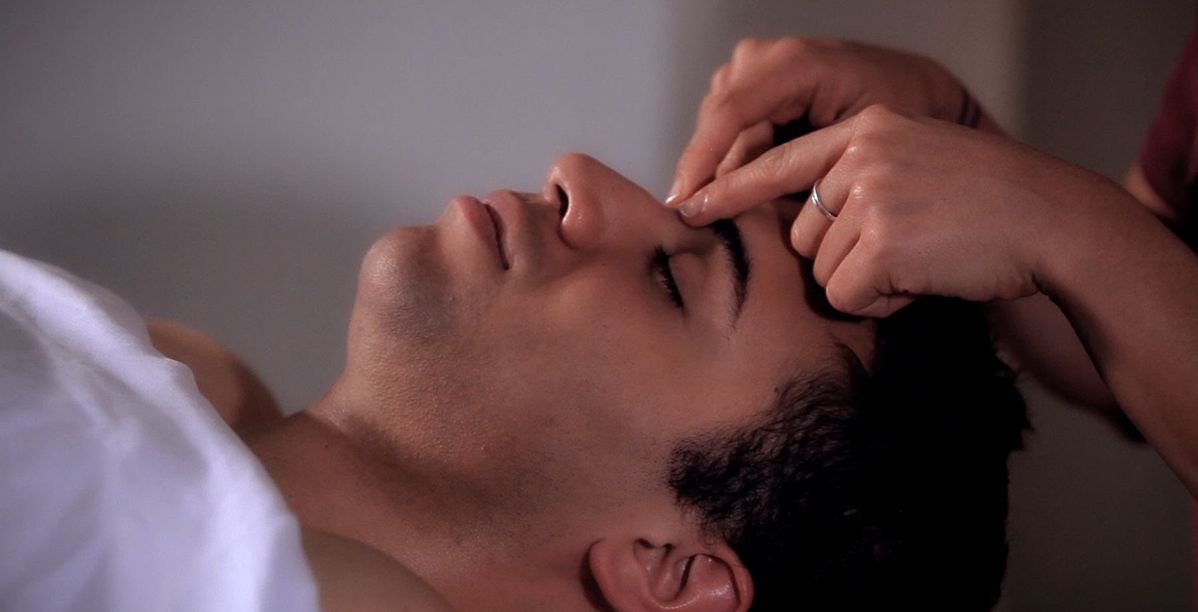 تدليك الراس لعلاج الصداع