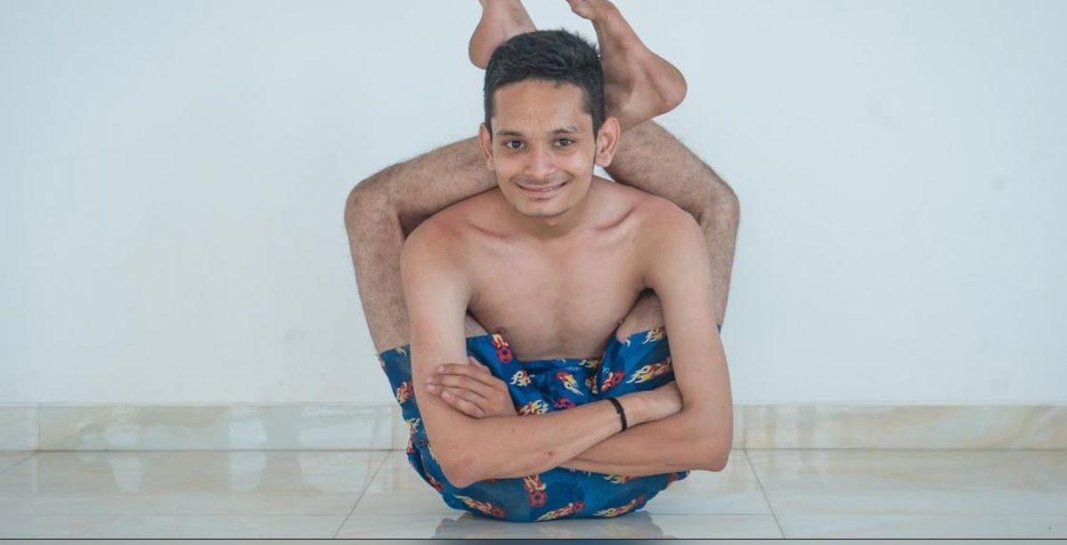 الفتى المطاط في الهند