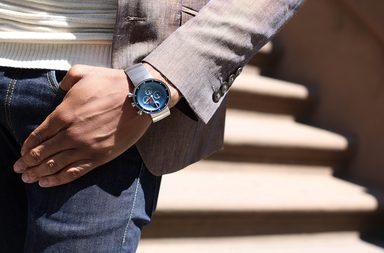  مجموعة MOVADO EDGE الجديدة