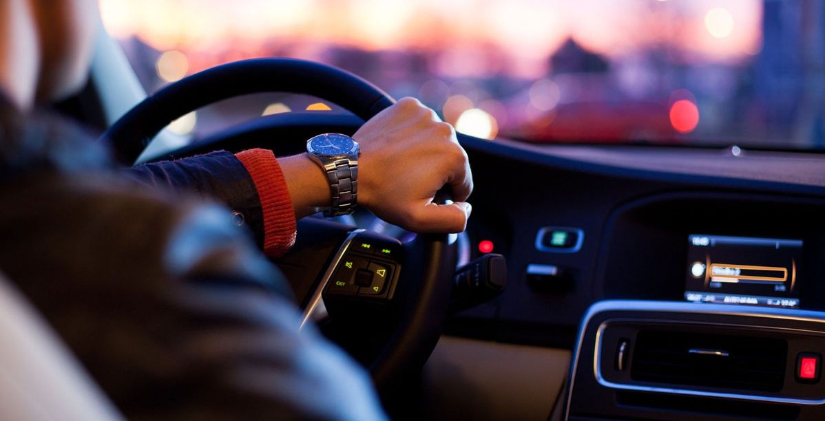 اسباب رجة في السيارة عند دعس البنزين
