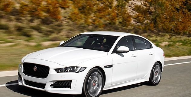 سيارة Jaguar XE