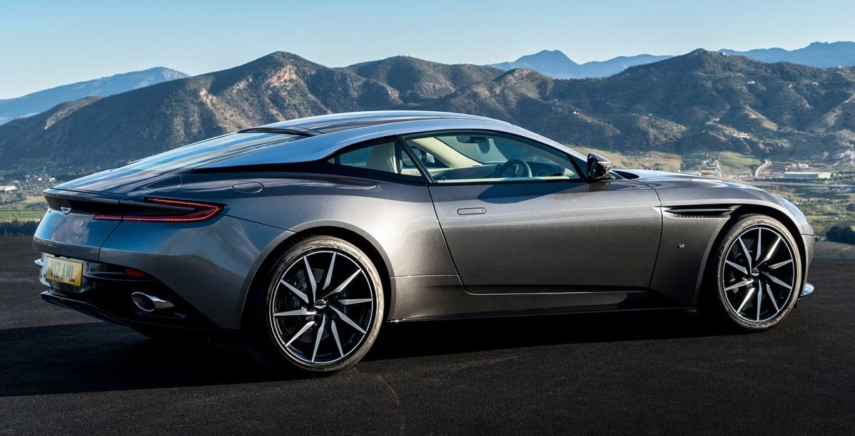 أستون مارتن دي بي 11 (astonmartin.com)