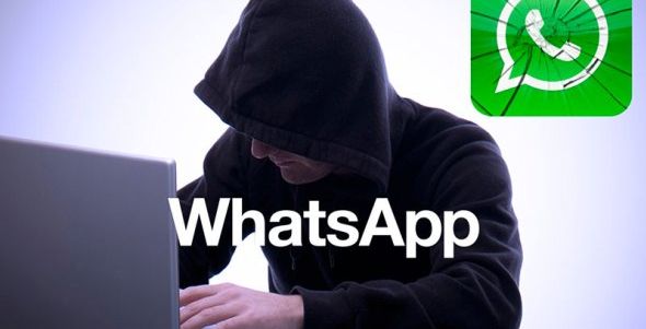 إختراق محادثات وبيانات مخزنة في واتساب