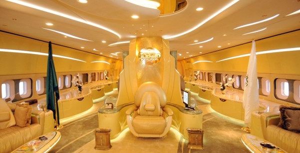طائرة الوليد بن طلال 