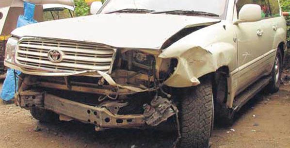 سيارة تويوتا لاند كروزر بعد الحادث