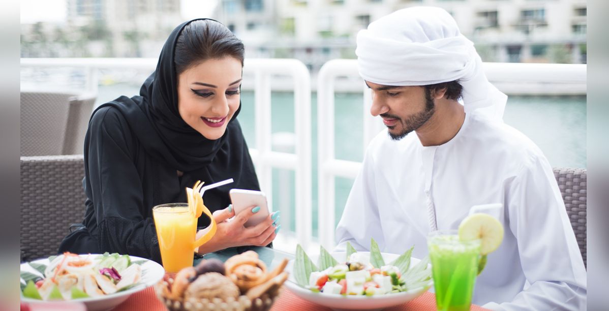 طلق زوجته بسبب سناب شات