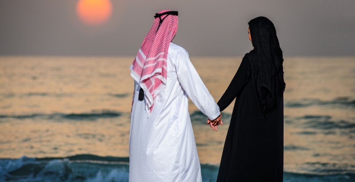لم يستطيعا عيش اللحظة