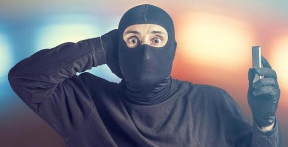 تطبيق يكشف سارق هاتفك ويرسل لك المعلومات