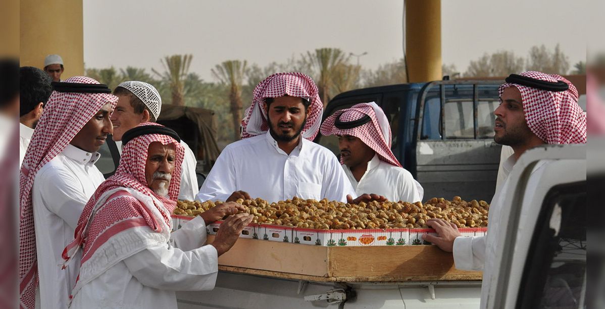 الزي الموحد بالرياض