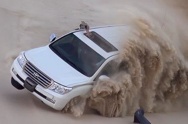 حوادث تطعيس سيارات في الصحراء 