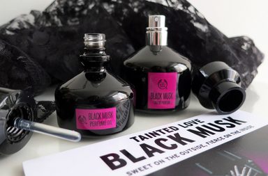 عطر المسك الاسود