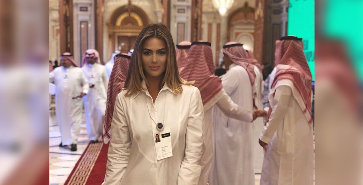 كارلا دي بيلو في السعودية (Instagram: carladibello)