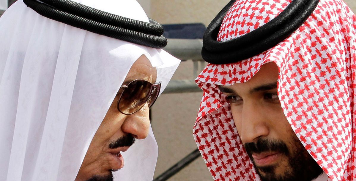 الملك سلمان وولي عهده محمد بن سلمان (AP/Hassan Ammar)