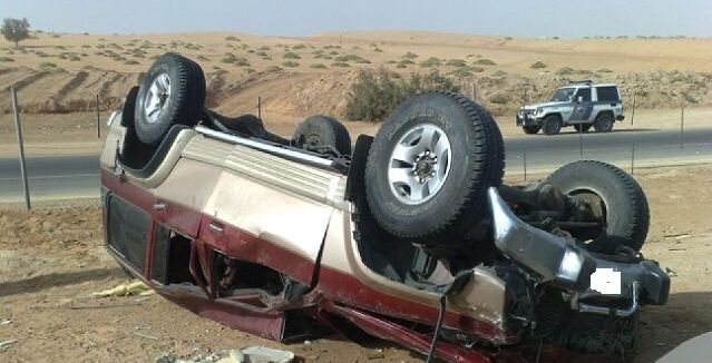 7 نصائح لتجنب إنقلاب السيارة عند إنفجار الإطار