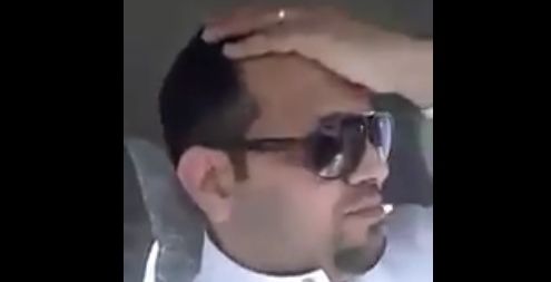 مواطن يتذمر مما سمعه (يوتيوب)