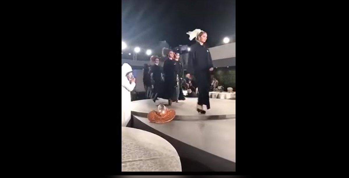 عرض ازياء نسائي مختلط في الرياض