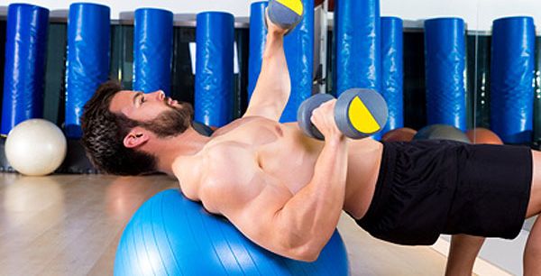 تمارين لعضلات الصدر يمكن ممارستها في المنزل