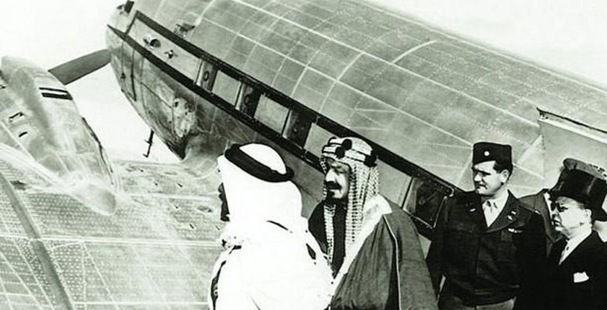 ما هي اول طائرة حطت في السعودية
