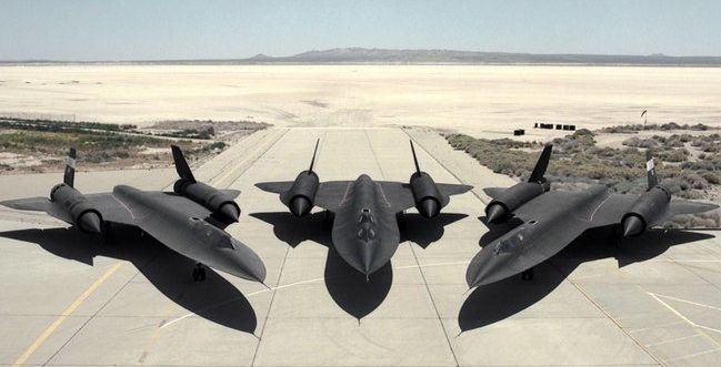 مواصفات SR-71 الطائرة الأسرع في التاريخ