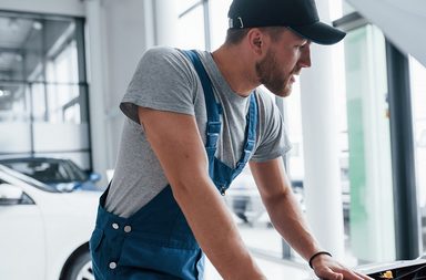مواقع بيع قطع غيار السيارات اليابانية