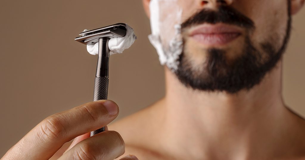 حكم ازالة شعر الجسم للرجال