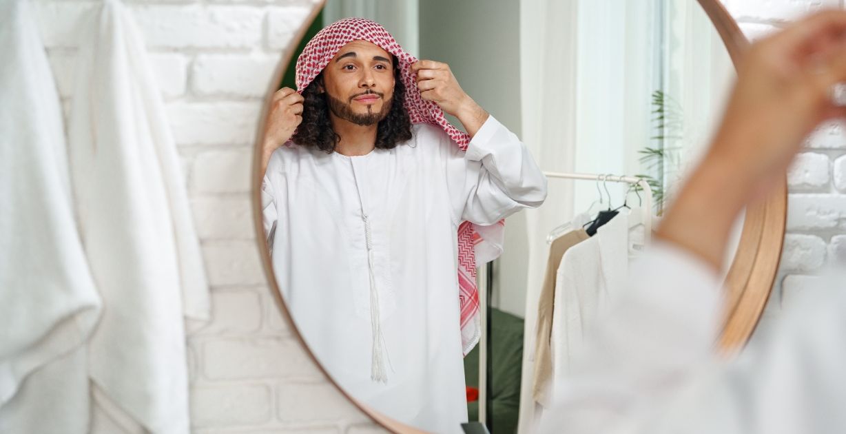 هل يجوز ربط الشعر للرجال وماذا عن حلق الرأس كاملًا