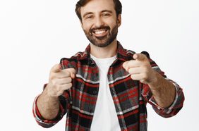 رجل يتمتع بروح إيجابية